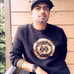 Meet your Posher, Zee